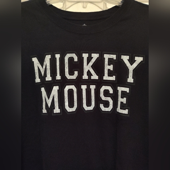 Black Mickey Mouse T-Shirt NWOT - Picture 2 of 9